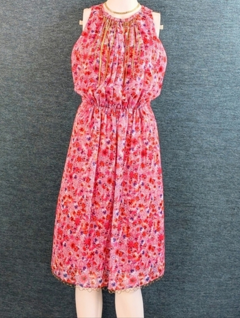 Tahari Seliah Dress Floral With Gold Chain Accents NWT